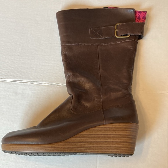 Crocs brown wedge boot size 8 - Picture 2 of 8